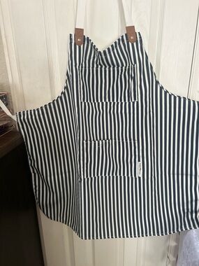 Business & pleasure Striped Navy and White Apron with Front Pockets.
